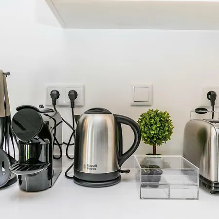 Apartment Aura Of *